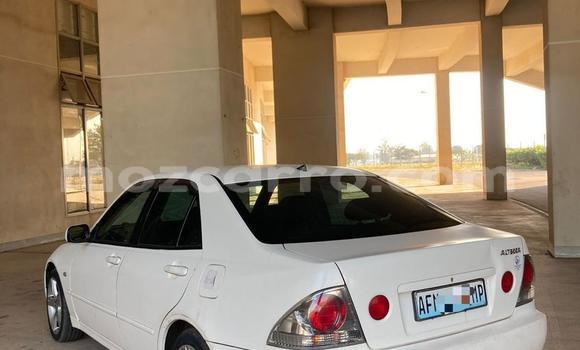 Nunua Ilio tumika Toyota Altezza Nyeupe Gari ndani ya Maputo nchini Maputo Nunua Ilio tumika Toyota Altezza Nyeupe Gari ndani ya Maputo nchini Maputo