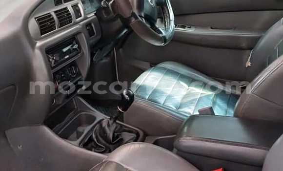 Nunua Ilio tumika Mazda B-series Nyeupe Gari ndani ya Chimoio nchini Manica Nunua Ilio tumika Mazda B-series Nyeupe Gari ndani ya Chimoio nchini Manica
