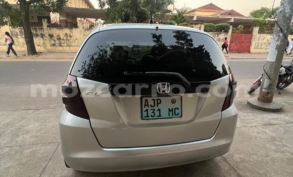 Nunua Ilio tumika Honda Fit Brown Gari ndani ya Maputo nchini Maputo Nunua Ilio tumika Honda Fit Brown Gari ndani ya Maputo nchini Maputo