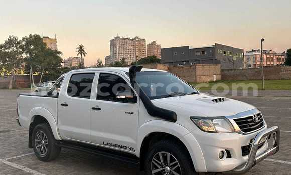 Comprar Novo Toyota Hilux Branco Carro em Maputo em Maputo Comprar Novo Toyota Hilux Branco Carro em Maputo em Maputo