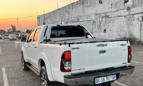 Buy New Toyota Hilux White Car in Maputo in Maputo Buy New Toyota Hilux White Car in Maputo in Maputo