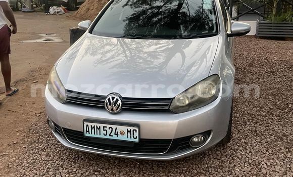Comprar Usado Volkswagen Golf Prata Carro em Maputo em Maputo