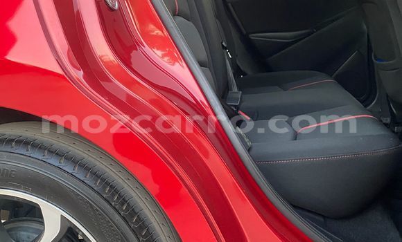 Nunua Ilio tumika Mazda Demio Nyekundu Gari ndani ya Maputo nchini Maputo Nunua Ilio tumika Mazda Demio Nyekundu Gari ndani ya Maputo nchini Maputo
