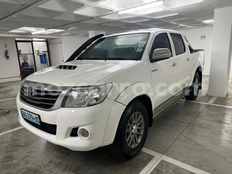 Big with watermark toyota hilux nampula mocambique 25769