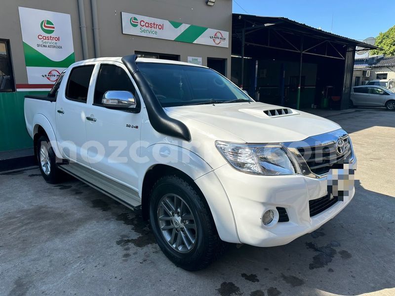 Big with watermark toyota hilux nampula mocambique 25769