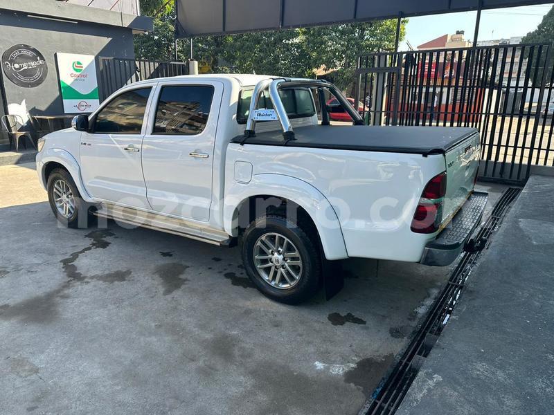 Big with watermark toyota hilux nampula mocambique 25769