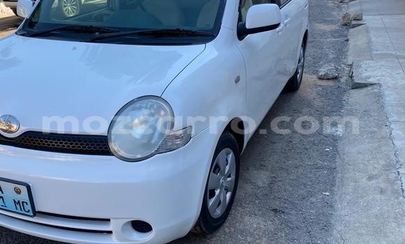 Tenga Tsaru Toyota Sienta Chena Mota in Maputo in Maputo Tenga Tsaru Toyota Sienta Chena Mota in Maputo in Maputo