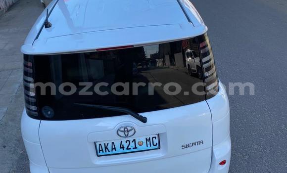 Tenga Tsaru Toyota Sienta Chena Mota in Maputo in Maputo Tenga Tsaru Toyota Sienta Chena Mota in Maputo in Maputo