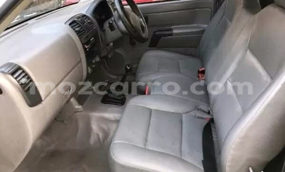 Tenga Tsaru Isuzu KB Chena Mota in Chibabava in Sofala Tenga Tsaru Isuzu KB Chena Mota in Chibabava in Sofala