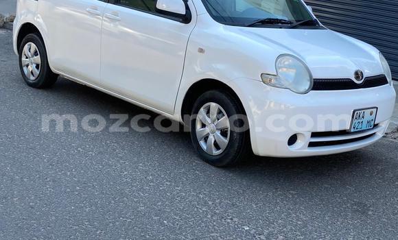 Tenga Tsaru Toyota Sienta Chena Mota in Maputo in Maputo Tenga Tsaru Toyota Sienta Chena Mota in Maputo in Maputo