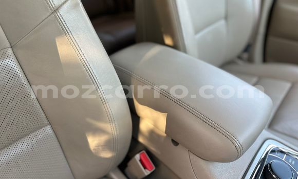 Nunua Ilio tumika Jeep Cherokee Bluu Gari ndani ya Maputo nchini Maputo Nunua Ilio tumika Jeep Cherokee Bluu Gari ndani ya Maputo nchini Maputo