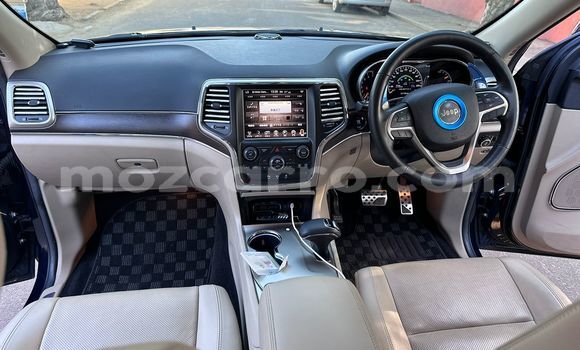Nunua Ilio tumika Jeep Cherokee Bluu Gari ndani ya Maputo nchini Maputo Nunua Ilio tumika Jeep Cherokee Bluu Gari ndani ya Maputo nchini Maputo