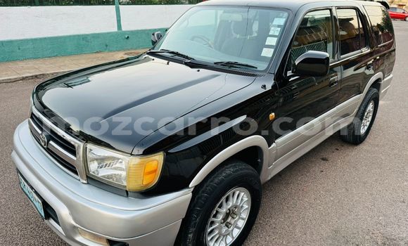 Nunua Ilio tumika Toyota Surf Nyeusi Gari ndani ya Maputo nchini Maputo