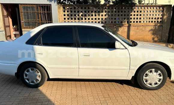 Comprar Usado Toyota Sprinter Branco Carro em Maputo em Maputo Comprar Usado Toyota Sprinter Branco Carro em Maputo em Maputo
