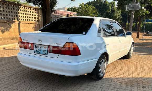 Comprar Usado Toyota Sprinter Branco Carro em Maputo em Maputo Comprar Usado Toyota Sprinter Branco Carro em Maputo em Maputo