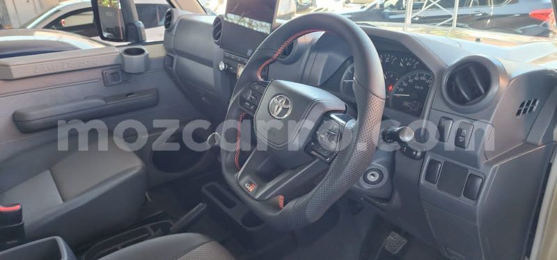 Big with watermark toyota land cruiser maputo maputo 25786