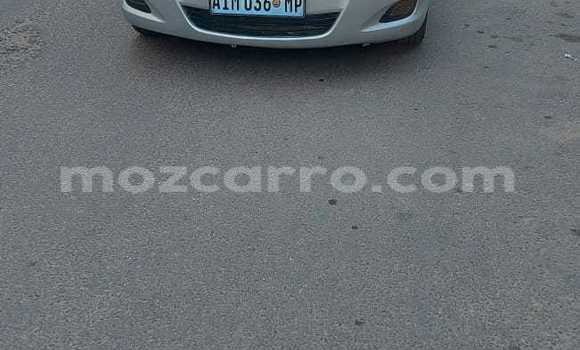 Comprar Usado Toyota Belta Prata Carro em Maputo em Maputo