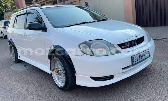 Nunua Ilio tumika Toyota 4Runner Nyeupe Gari ndani ya Maputo nchini Maputo Nunua Ilio tumika Toyota 4Runner Nyeupe Gari ndani ya Maputo nchini Maputo