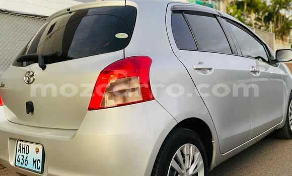 Comprar Usado Toyota Vitz Prata Carro em Maputo em Maputo Comprar Usado Toyota Vitz Prata Carro em Maputo em Maputo