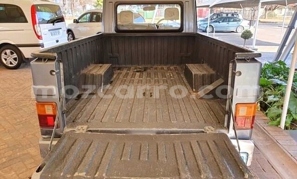 Tenga Tsaru Mahindra Scorpio Zvimwe Mota in Chibuto in Gaza Tenga Tsaru Mahindra Scorpio Zvimwe Mota in Chibuto in Gaza