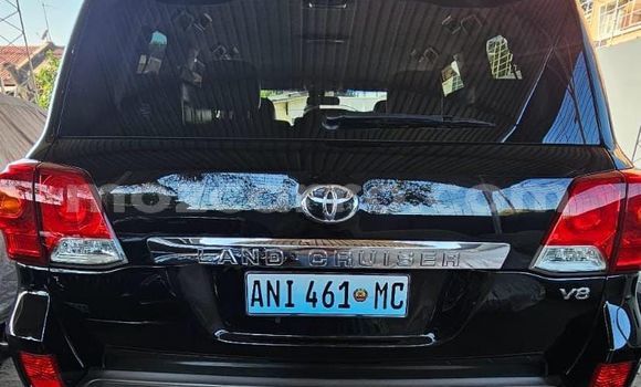 Buy Used Toyota Land Cruiser Prado Black Car in Maputo in Maputo Buy Used Toyota Land Cruiser Prado Black Car in Maputo in Maputo