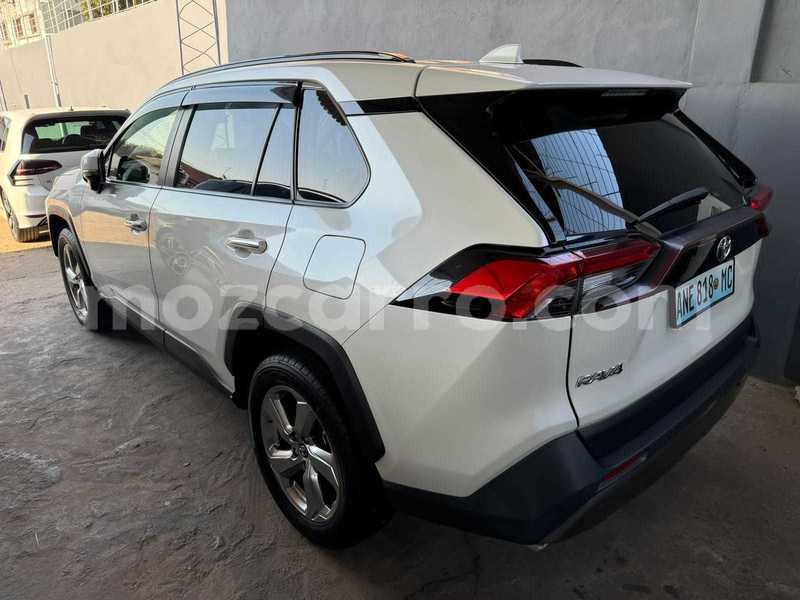 Big with watermark toyota rav4 sofala beira 25820