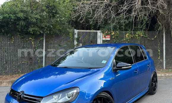 Comprar Usado Volkswagen Golf Azul Carro em Balama em Cabo Delgado