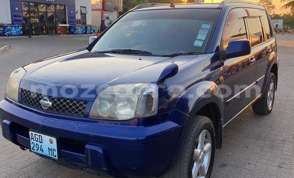 Comprar Usado Nissan X-Trail Azul Carro em Maputo em Maputo
