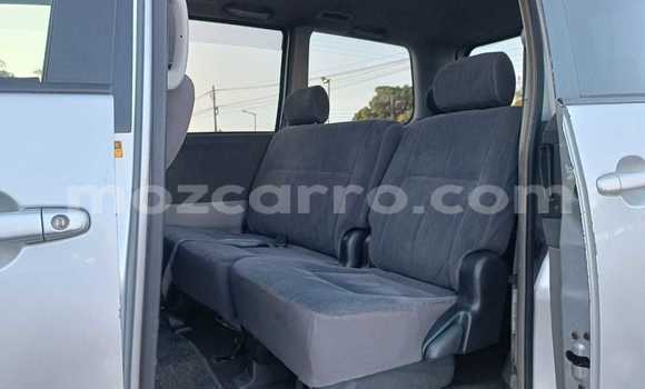 Comprar Usado Toyota Noah Prata Carro em Maputo em Maputo Comprar Usado Toyota Noah Prata Carro em Maputo em Maputo
