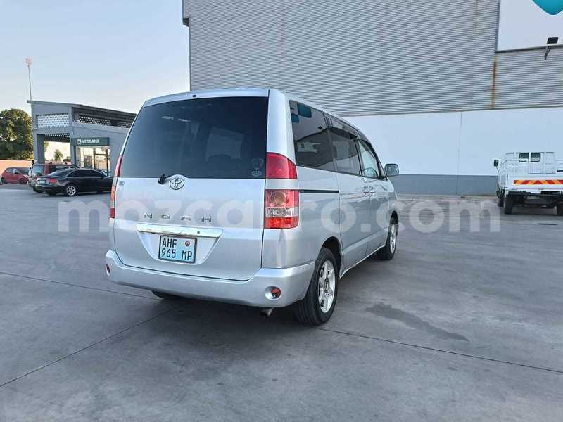 Big with watermark toyota noah maputo maputo 25847