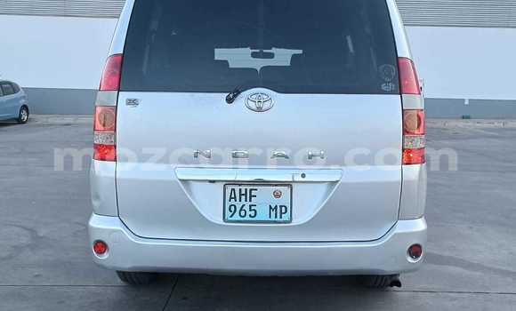 Comprar Usado Toyota Noah Prata Carro em Maputo em Maputo Comprar Usado Toyota Noah Prata Carro em Maputo em Maputo
