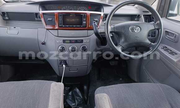 Comprar Usado Toyota Noah Prata Carro em Maputo em Maputo Comprar Usado Toyota Noah Prata Carro em Maputo em Maputo