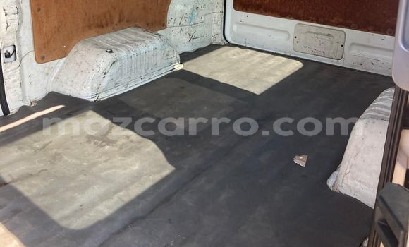 Comprar Usado Nissan Caravan Branco Carro em Maputo em Maputo Comprar Usado Nissan Caravan Branco Carro em Maputo em Maputo