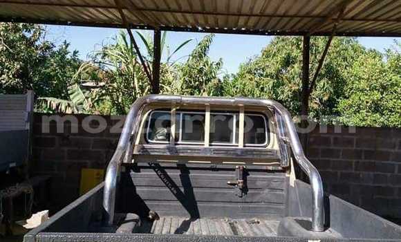 Tenga Tsaru Toyota Land Cruiser Prado Bhurawuni Mota in Maputo in Maputo Tenga Tsaru Toyota Land Cruiser Prado Bhurawuni Mota in Maputo in Maputo