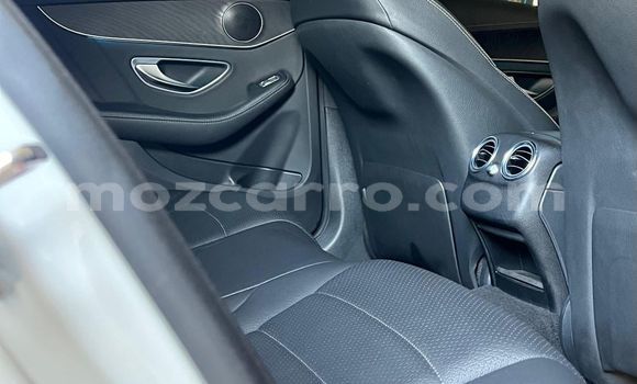 Nunua Ilio tumika Mercedes-Benz C-Classe Nyeupe Gari ndani ya Maputo nchini Maputo Nunua Ilio tumika Mercedes-Benz C-Classe Nyeupe Gari ndani ya Maputo nchini Maputo