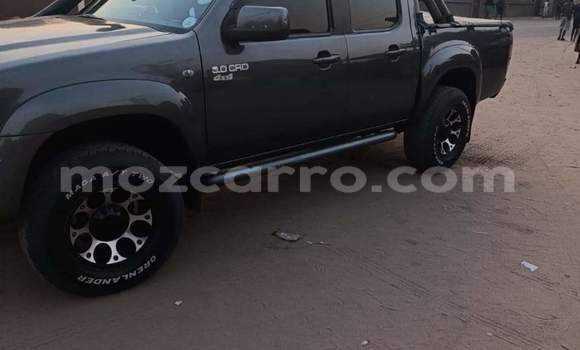 Tenga Tsaru Mazda BT-50 Zvimwe Mota in Maputo in Maputo Tenga Tsaru Mazda BT-50 Zvimwe Mota in Maputo in Maputo