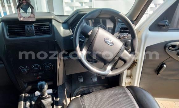 Buy Used Mahindra Scorpio White Car in Maputo in Maputo Buy Used Mahindra Scorpio White Car in Maputo in Maputo