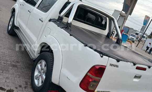Buy Used Toyota Hilux White Car in Maputo in Maputo Buy Used Toyota Hilux White Car in Maputo in Maputo