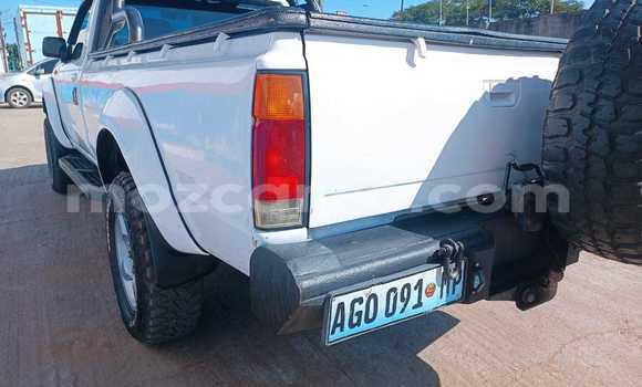 Tenga Tsaru Nissan Hardbody Chena Mota in Maputo in Maputo Tenga Tsaru Nissan Hardbody Chena Mota in Maputo in Maputo