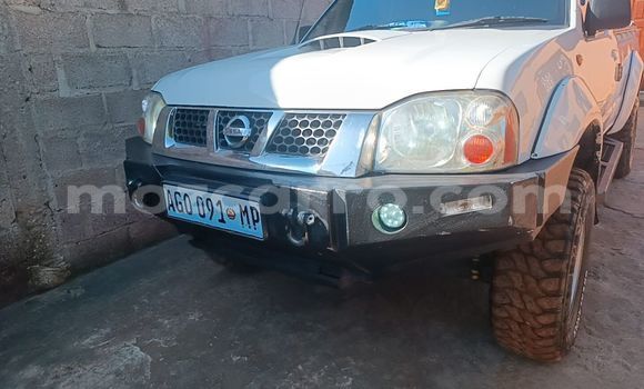 Buy Used Nissan Hardbody White Car in Maputo in Maputo Buy Used Nissan Hardbody White Car in Maputo in Maputo