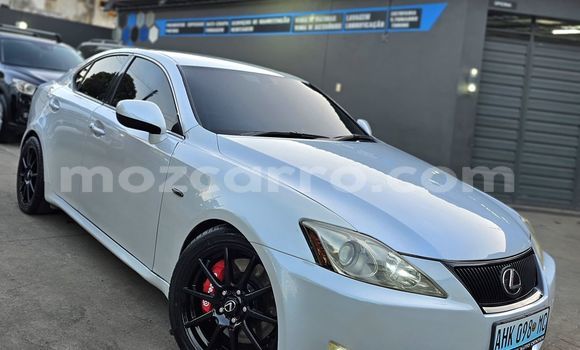 Comprar Usado Lexus IS Branco Carro em Maputo em Maputo Comprar Usado Lexus IS Branco Carro em Maputo em Maputo