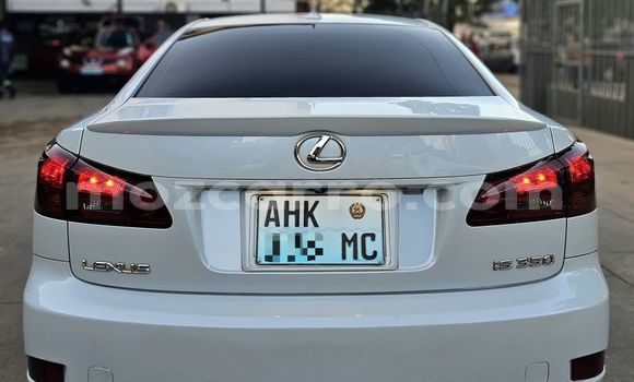 Comprar Usado Lexus IS Branco Carro em Maputo em Maputo Comprar Usado Lexus IS Branco Carro em Maputo em Maputo