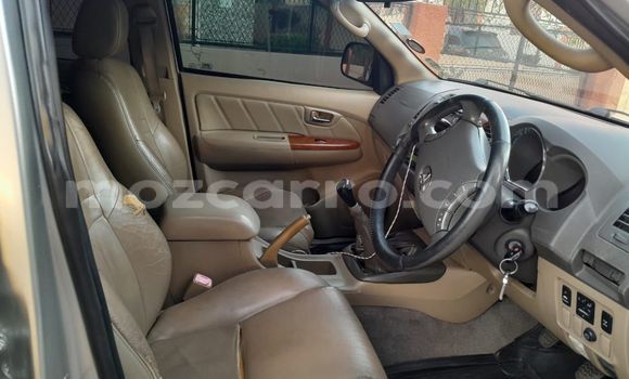 Nunua Ilio tumika Toyota Fortuner Nyingine Gari ndani ya Maputo nchini Maputo Nunua Ilio tumika Toyota Fortuner Nyingine Gari ndani ya Maputo nchini Maputo