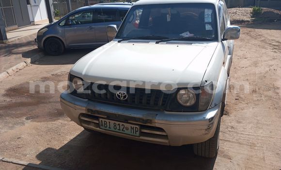 Nunua Ilio tumika Toyota Land Cruiser Prado Nyeupe Gari ndani ya Maputo nchini Maputo Nunua Ilio tumika Toyota Land Cruiser Prado Nyeupe Gari ndani ya Maputo nchini Maputo
