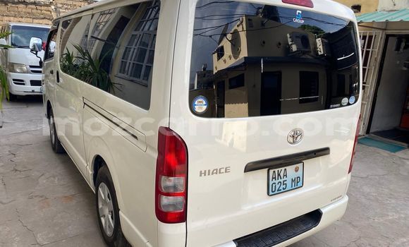 Tenga Tsaru Toyota Hiace Chena Mota in Maputo in Maputo Tenga Tsaru Toyota Hiace Chena Mota in Maputo in Maputo