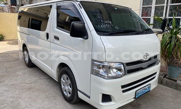 Tenga Tsaru Toyota Hiace Chena Mota in Maputo in Maputo Tenga Tsaru Toyota Hiace Chena Mota in Maputo in Maputo