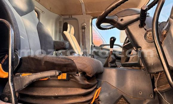 Buy Used Hindustan Contessa White Car in Maputo in Maputo Buy Used Hindustan Contessa White Car in Maputo in Maputo