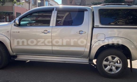 Comprar Usado Toyota Hilux Prata Carro em Maputo em Maputo Comprar Usado Toyota Hilux Prata Carro em Maputo em Maputo