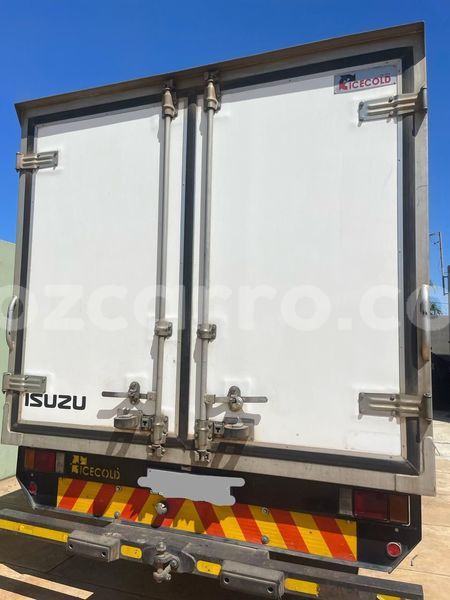 Big with watermark isuzu 117 maputo maputo 25902