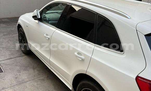 Nunua Ilio tumika Audi Q5 Nyeupe Gari ndani ya Maputo nchini Maputo Nunua Ilio tumika Audi Q5 Nyeupe Gari ndani ya Maputo nchini Maputo